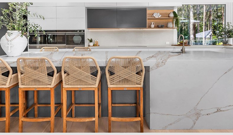 5040 Cascade Calacatta Quartz Stone Suppliers