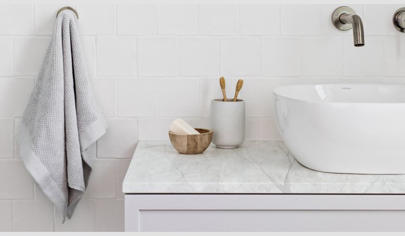5055 Diana Extra Calacatta Quartz White Quality Stone